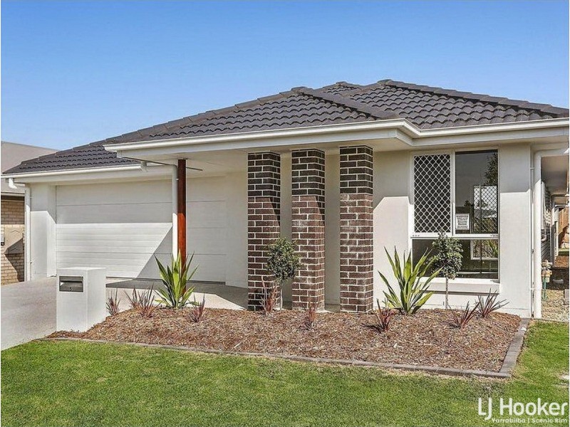 5 Pinehill, Yarrabilba QLD 4207