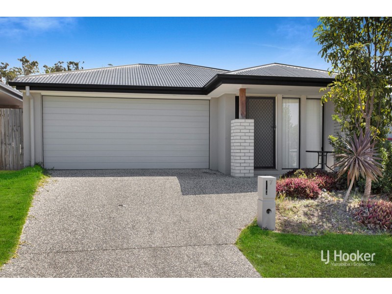 7 Dolostone Street, Yarrabilba QLD 4207