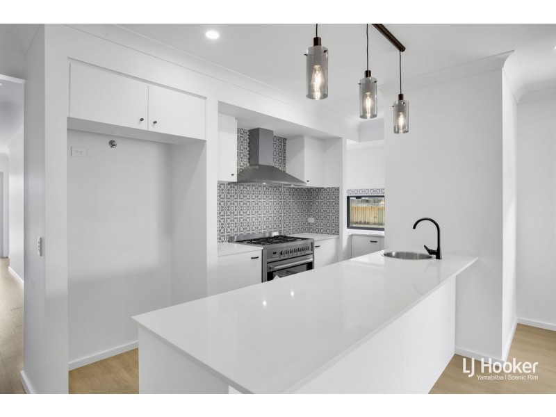 10 Norris Street, Logan Reserve QLD 4133