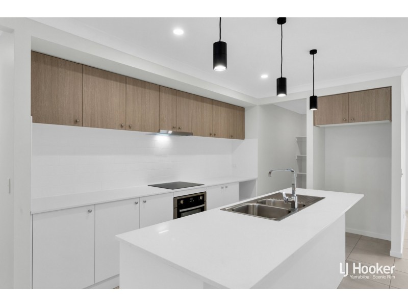 72 Hyde Drive, Yarrabilba QLD 4207