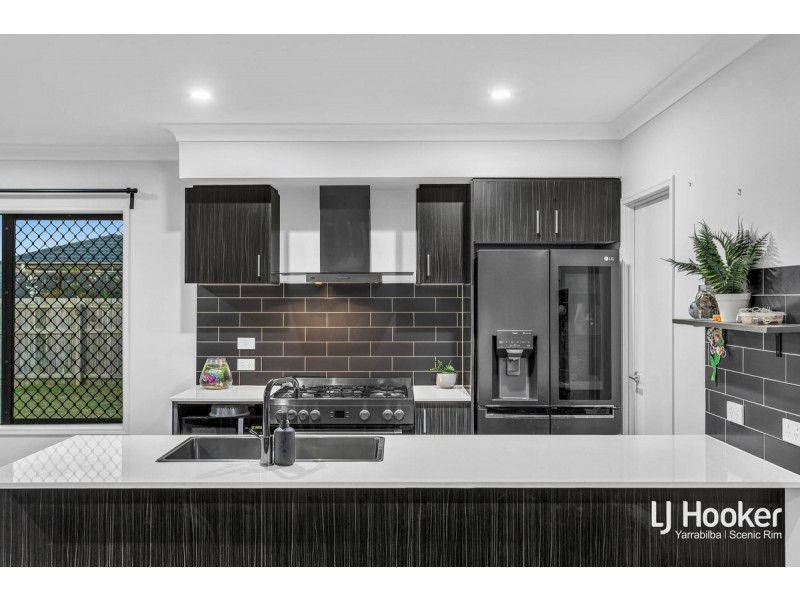 37 Ardee Place, Logan Village QLD 4207
