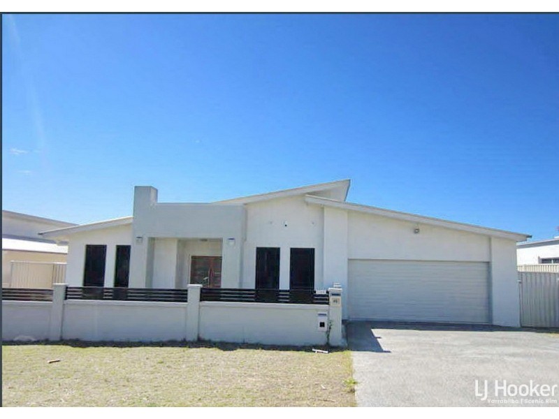 40 Maryland Drive, Regents Park QLD 4118