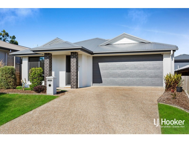 7 Slate Street, Yarrabilba QLD 4207