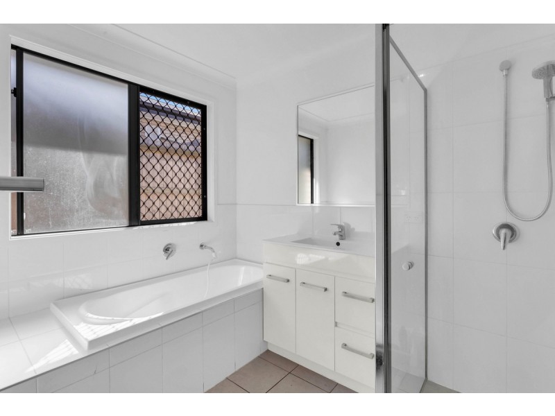 33 Highlands Street, Yarrabilba QLD 4207