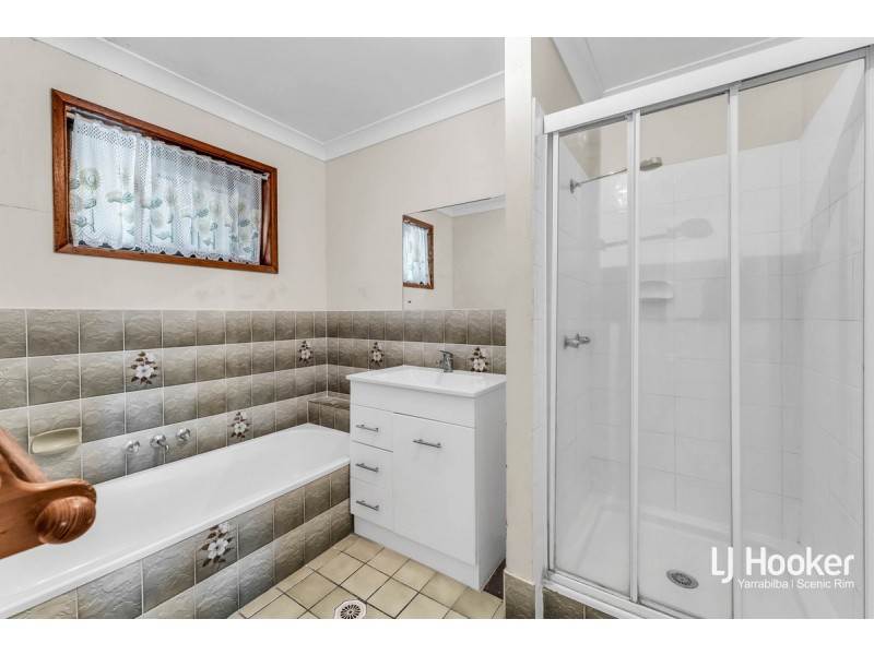 6 Stirling Street, Beaudesert QLD 4285