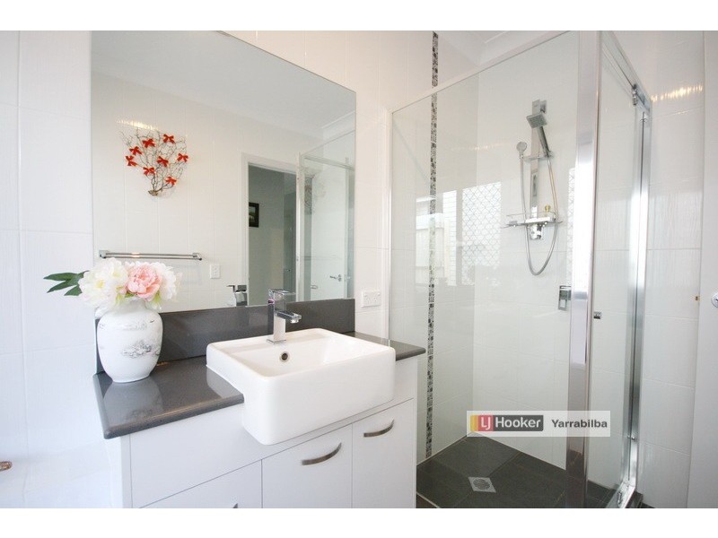 16 Topaz Crescent, Logan Reserve QLD 4133