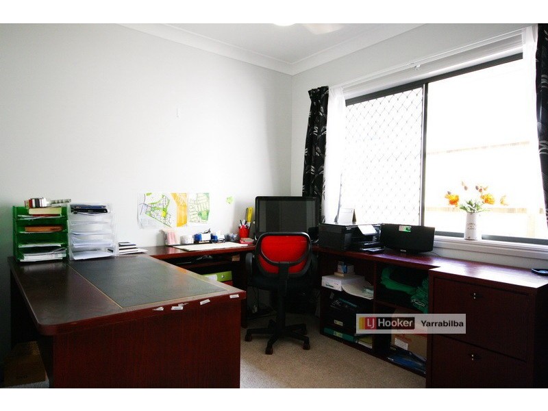 16 Topaz Crescent, Logan Reserve QLD 4133