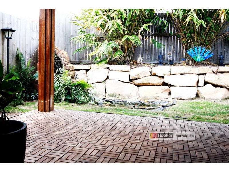 16 Topaz Crescent, Logan Reserve QLD 4133