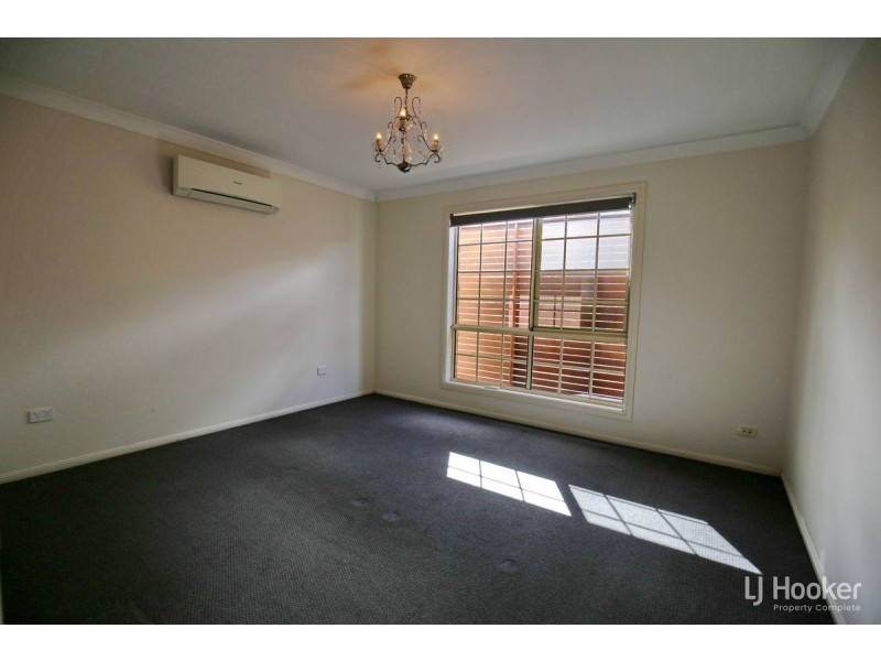 5 Hendrix Street, Windaroo QLD 4207