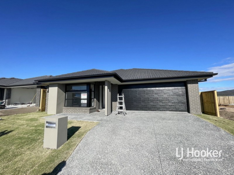 45 Snowdonia Crescent, Yarrabilba QLD 4207