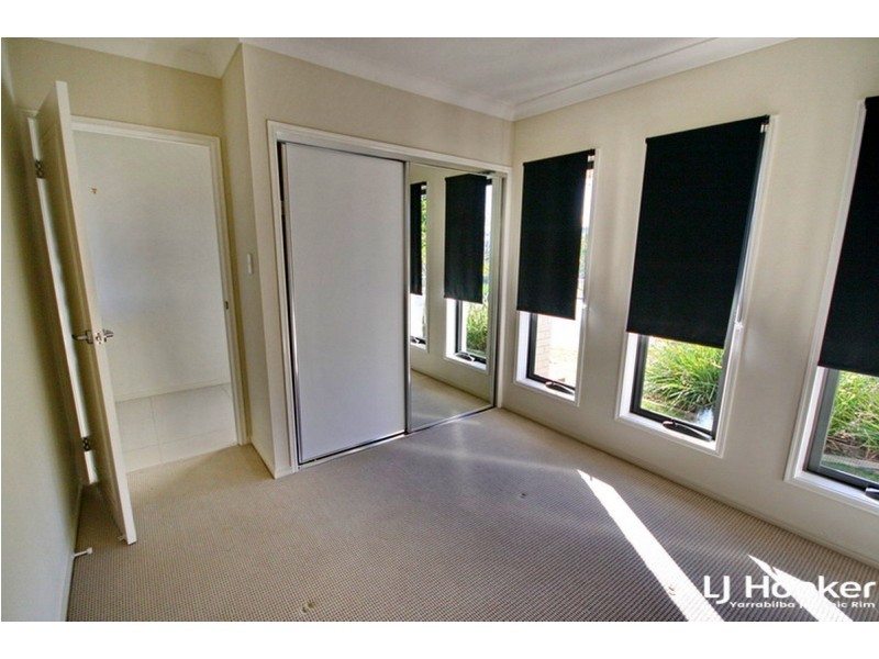 15 Autumnfield Avenue, Yarrabilba QLD 4207