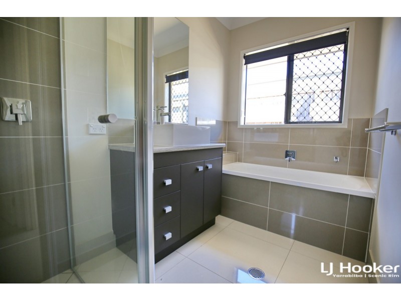15 Autumnfield Avenue, Yarrabilba QLD 4207