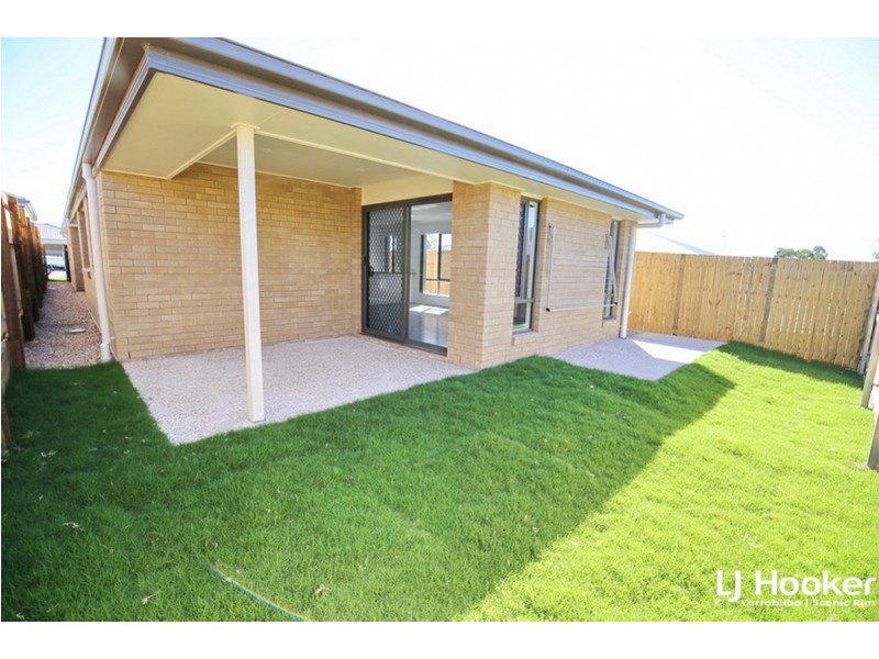 15 Breccia Street, Yarrabilba QLD 4207