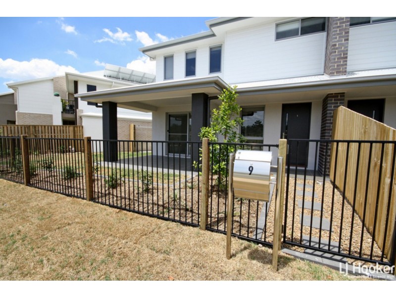 1/9 Daniels Lane, Yarrabilba QLD 4207