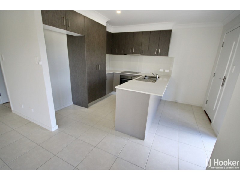 1/9 Daniels Lane, Yarrabilba QLD 4207