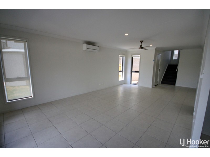 1/9 Daniels Lane, Yarrabilba QLD 4207