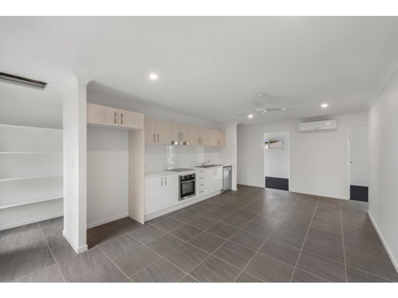14 Moreton Crescent, Yarrabilba QLD 4207
