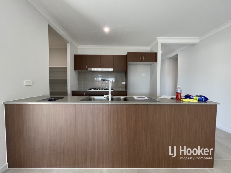32 Snowdonia Crescent, Yarrabilba QLD 4207