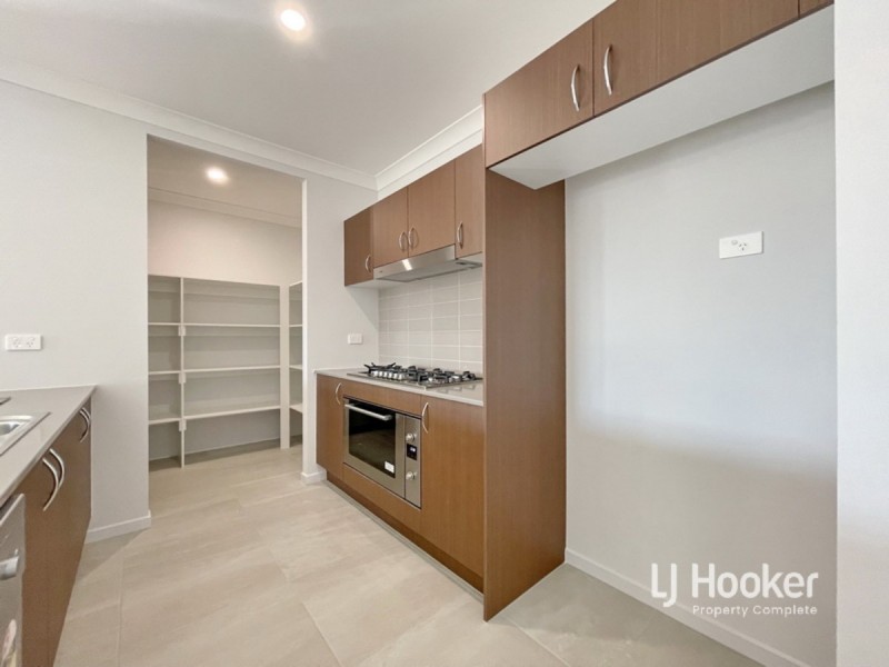 32 Snowdonia Crescent, Yarrabilba QLD 4207