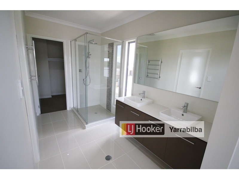 25 Summerview Avenue, Yarrabilba QLD 4207