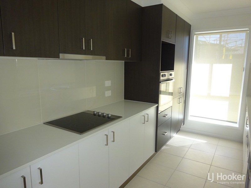 44 Dew Street, Yarrabilba QLD 4207