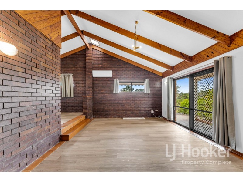 9 Grecian Street, Regents Park QLD 4118