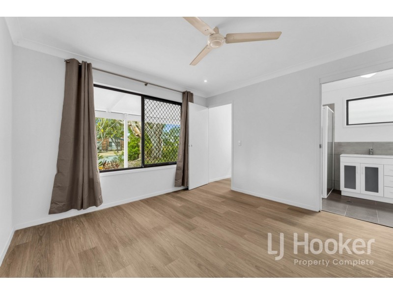 9 Grecian Street, Regents Park QLD 4118