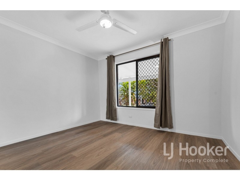 9 Grecian Street, Regents Park QLD 4118