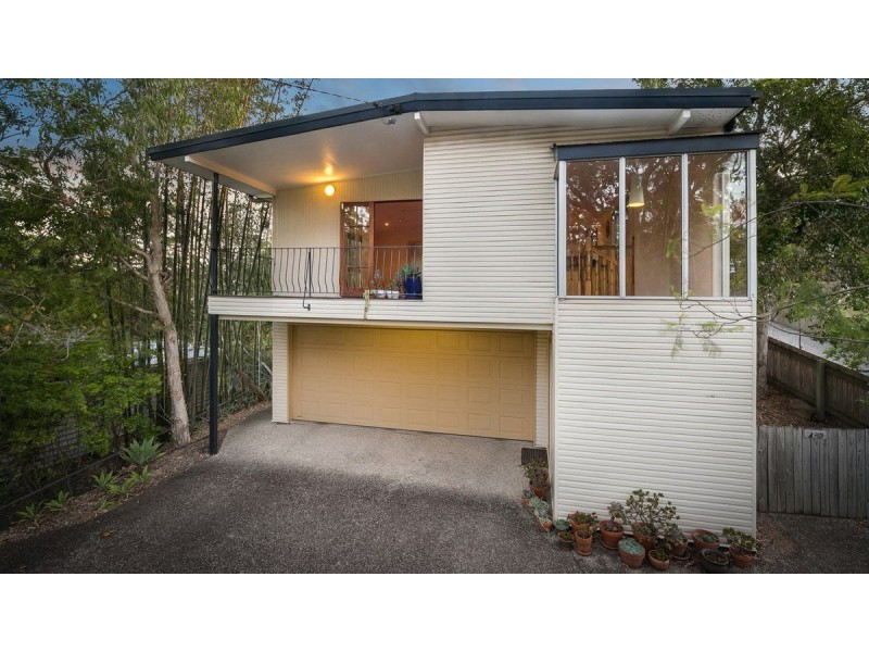 98 Russell Terrace, Indooroopilly QLD 4068