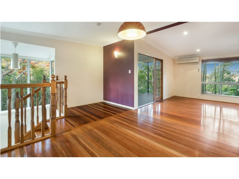 98 Russell Terrace, Indooroopilly QLD 4068