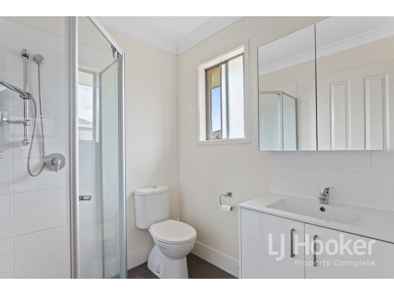 8 Mesa Street, Yarrabilba QLD 4207