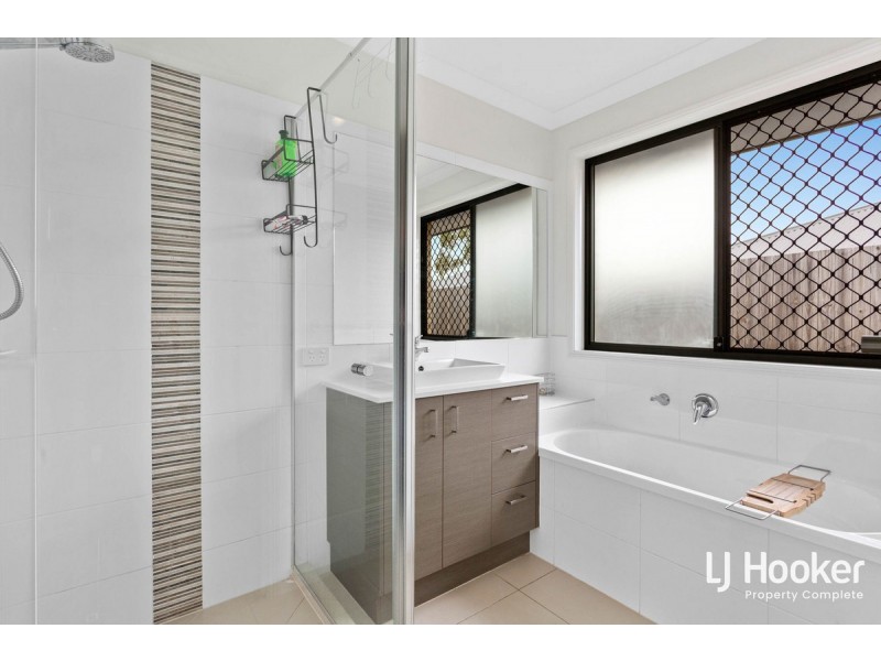 15 Follett Street, Yarrabilba QLD 4207