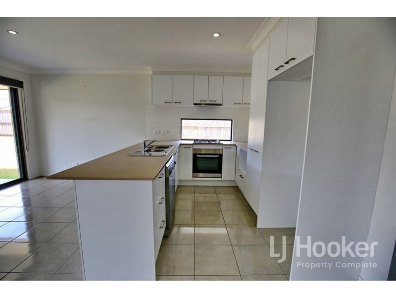 1 Pinehill Street, Yarrabilba QLD 4207