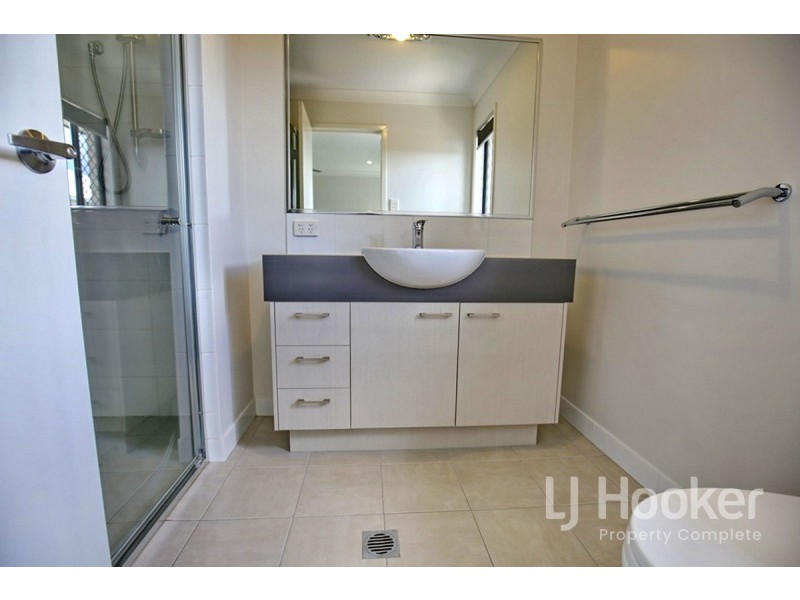 1 Pinehill Street, Yarrabilba QLD 4207