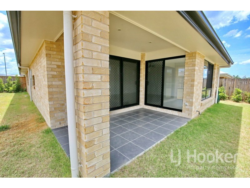 1 Pinehill Street, Yarrabilba QLD 4207