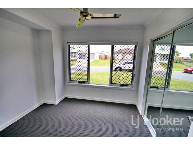 2/10 Diller Drive, Crestmead QLD 4132