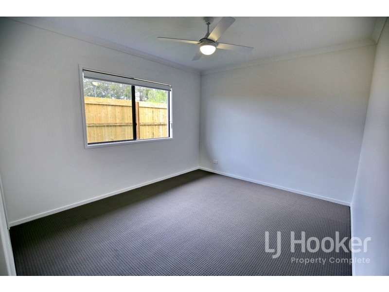 8 Village Court, Logan Village QLD 4207