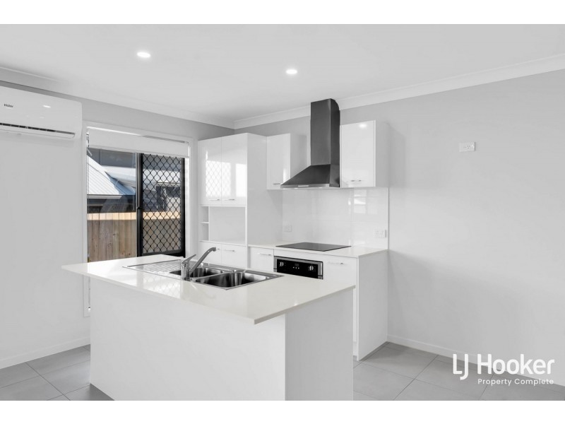 18 Churchill Street, Bellbird Park QLD 4300