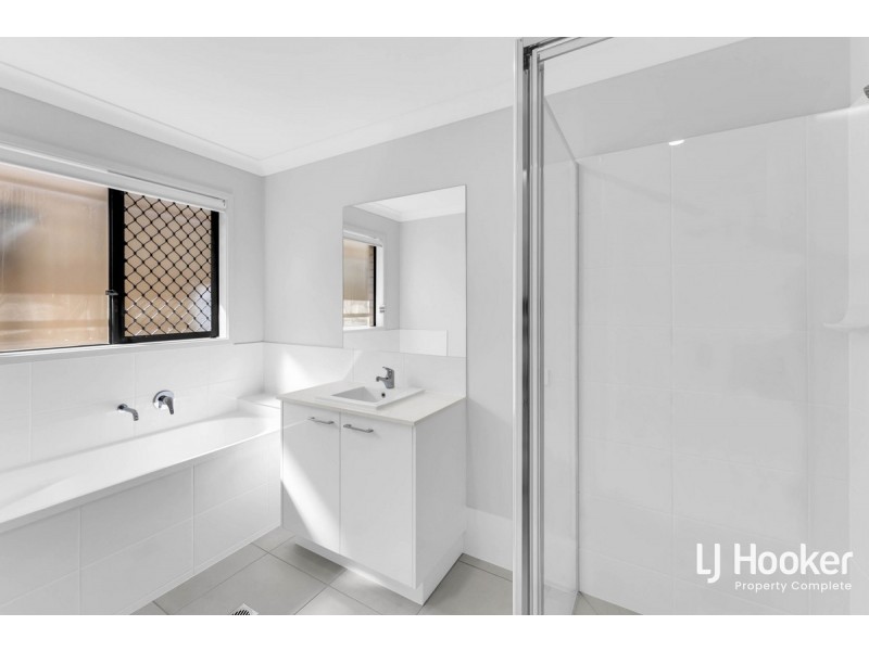 18 Churchill Street, Bellbird Park QLD 4300