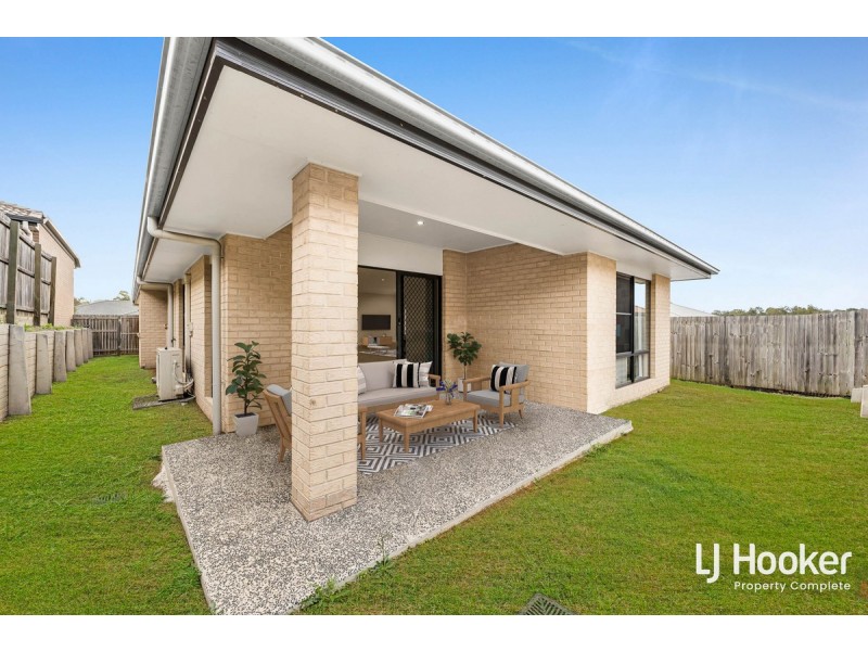 37 Essington Mews, Leichhardt QLD 4305