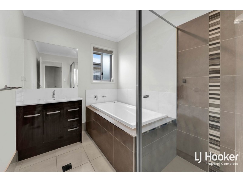 17 Tasker Street, Yarrabilba QLD 4207