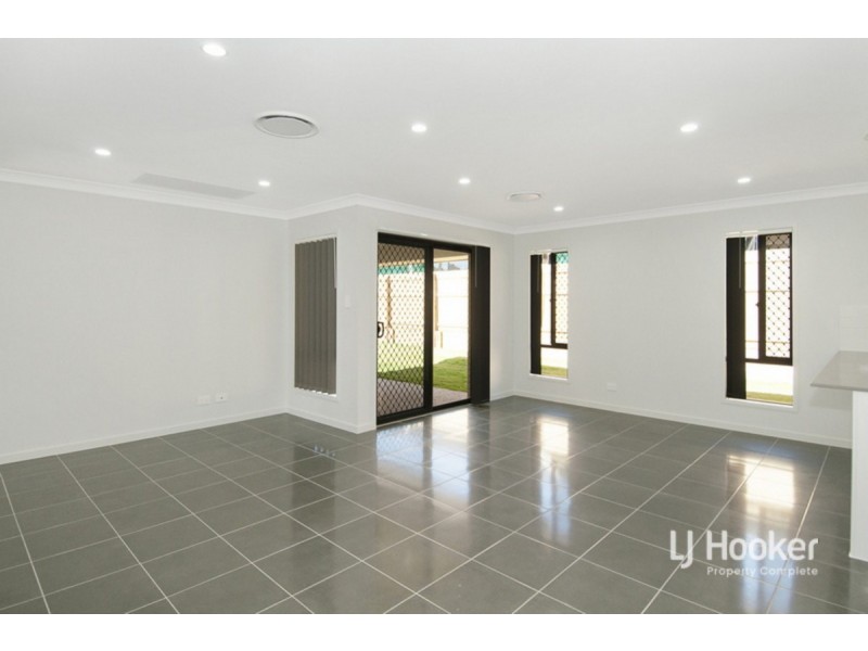 6 Olivine Circuit, Yarrabilba QLD 4207