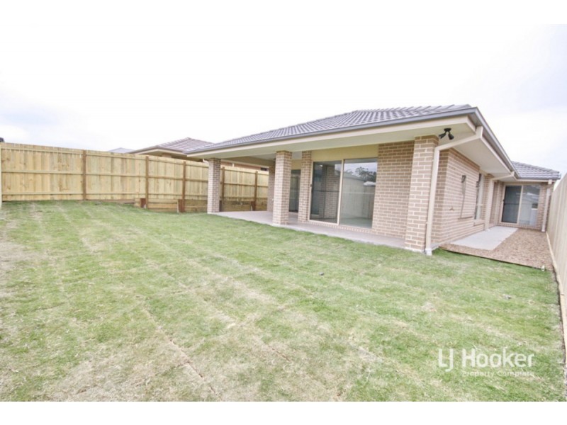 32 Highlands Street, Yarrabilba QLD 4207