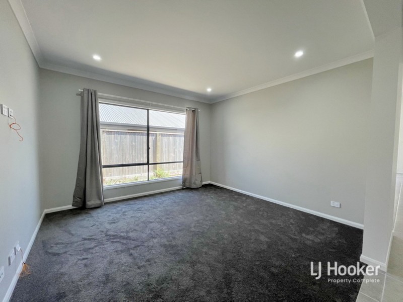 34 Carnavon Street, Yarrabilba QLD 4207