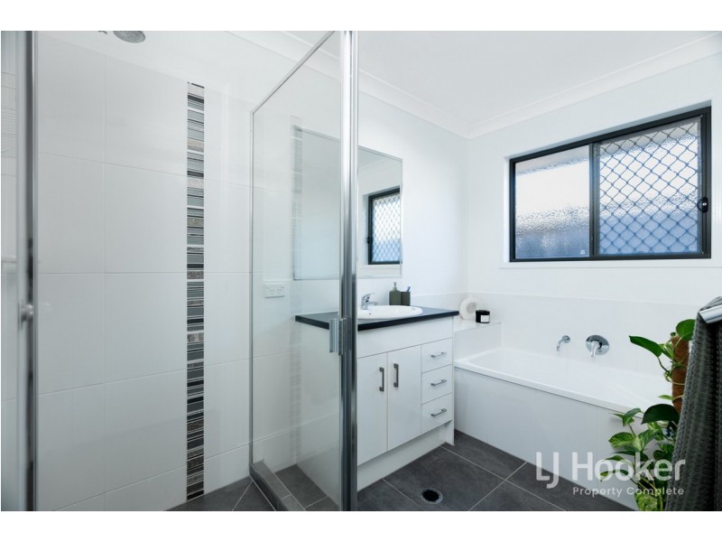 102 Darlington Drive, Yarrabilba QLD 4207