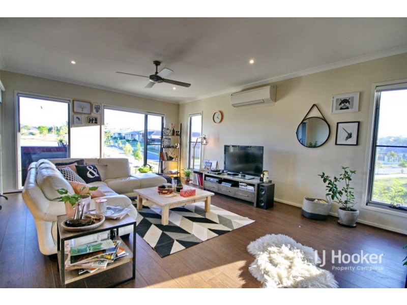 1 Hantlemann Lane, Yarrabilba QLD 4207