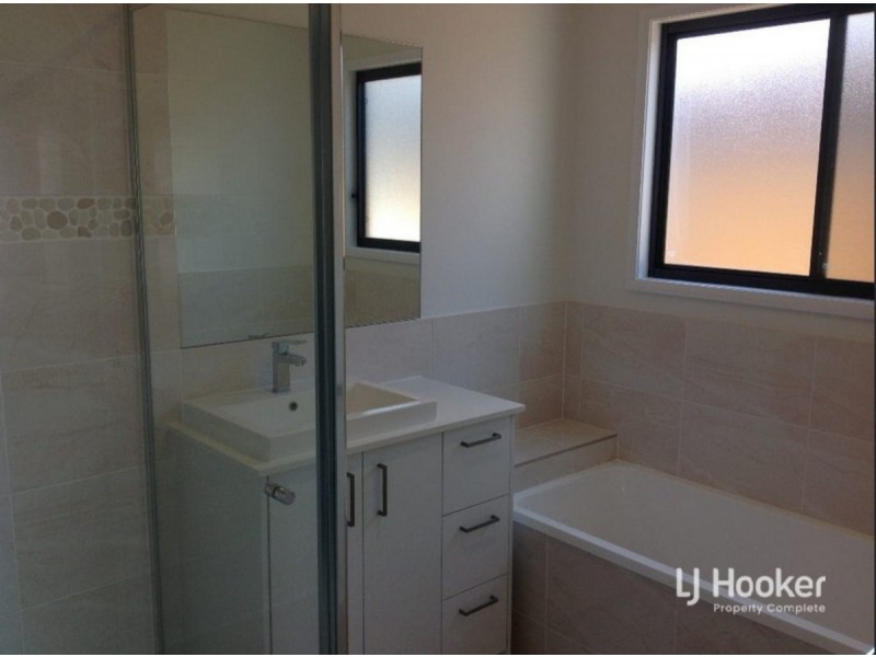 28 Baspa Street, Holmview QLD 4207
