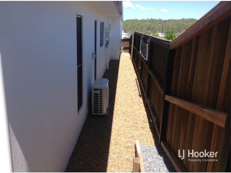 28 Baspa Street, Holmview QLD 4207