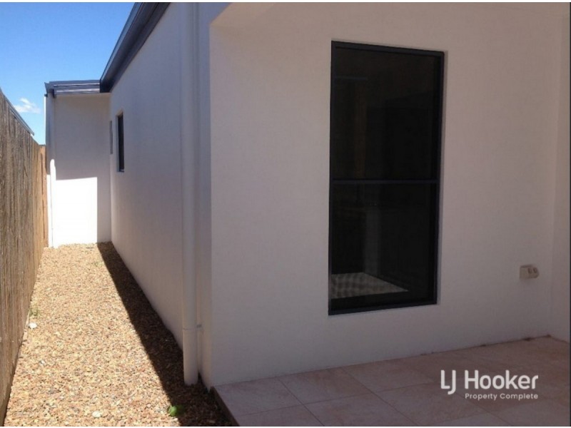 28 Baspa Street, Holmview QLD 4207