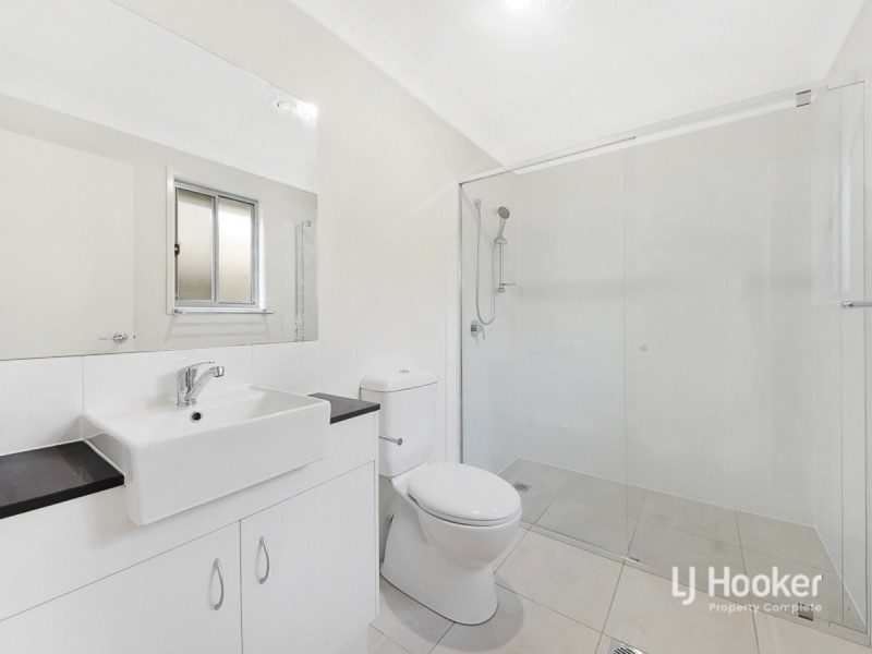 5 Field Close, Redbank Plains QLD 4301